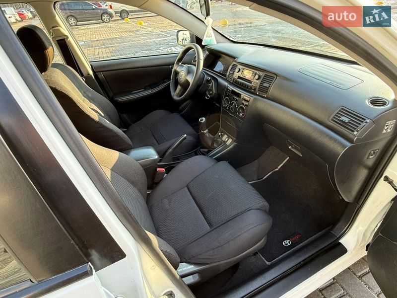 Хетчбек Toyota Corolla 2005 в Одесі
