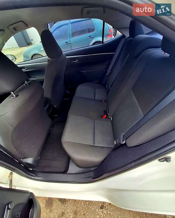 Седан Toyota Corolla 2014 в Харькове