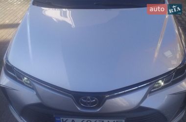 Седан Toyota Corolla 2022 в Киеве