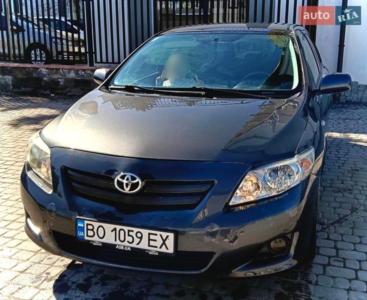 Седан Toyota Corolla 2008 в Чорткове