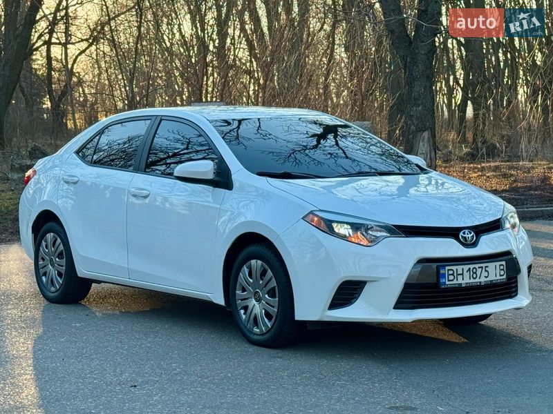 Седан Toyota Corolla 2015 в Одессе