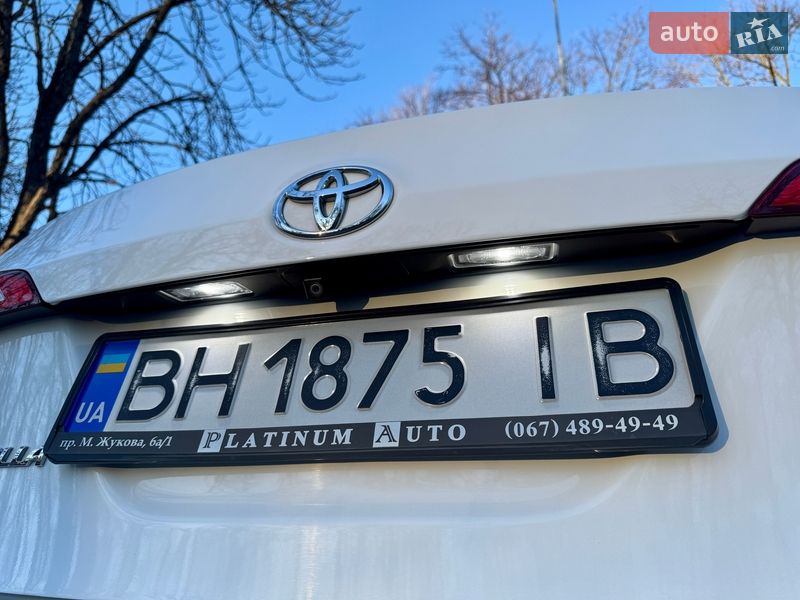 Седан Toyota Corolla 2015 в Одессе