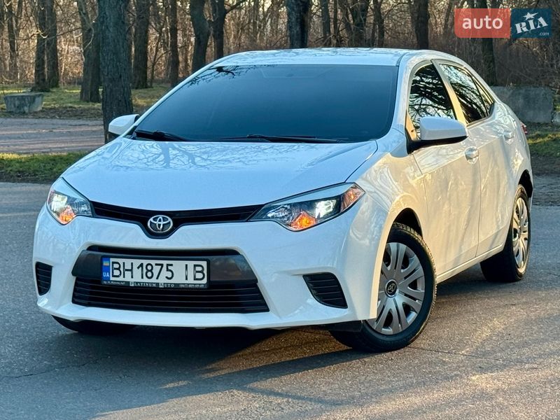 Седан Toyota Corolla 2015 в Одессе