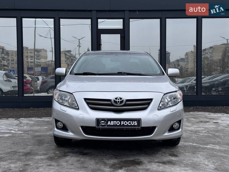 Седан Toyota Corolla 2007 в Києві