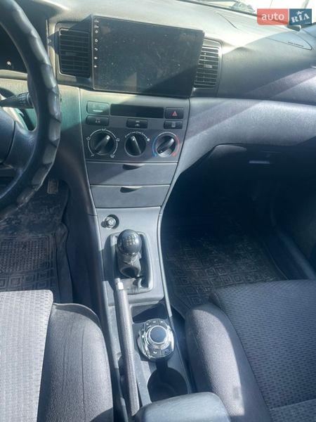 Седан Toyota Corolla 2005 в Білій Церкві