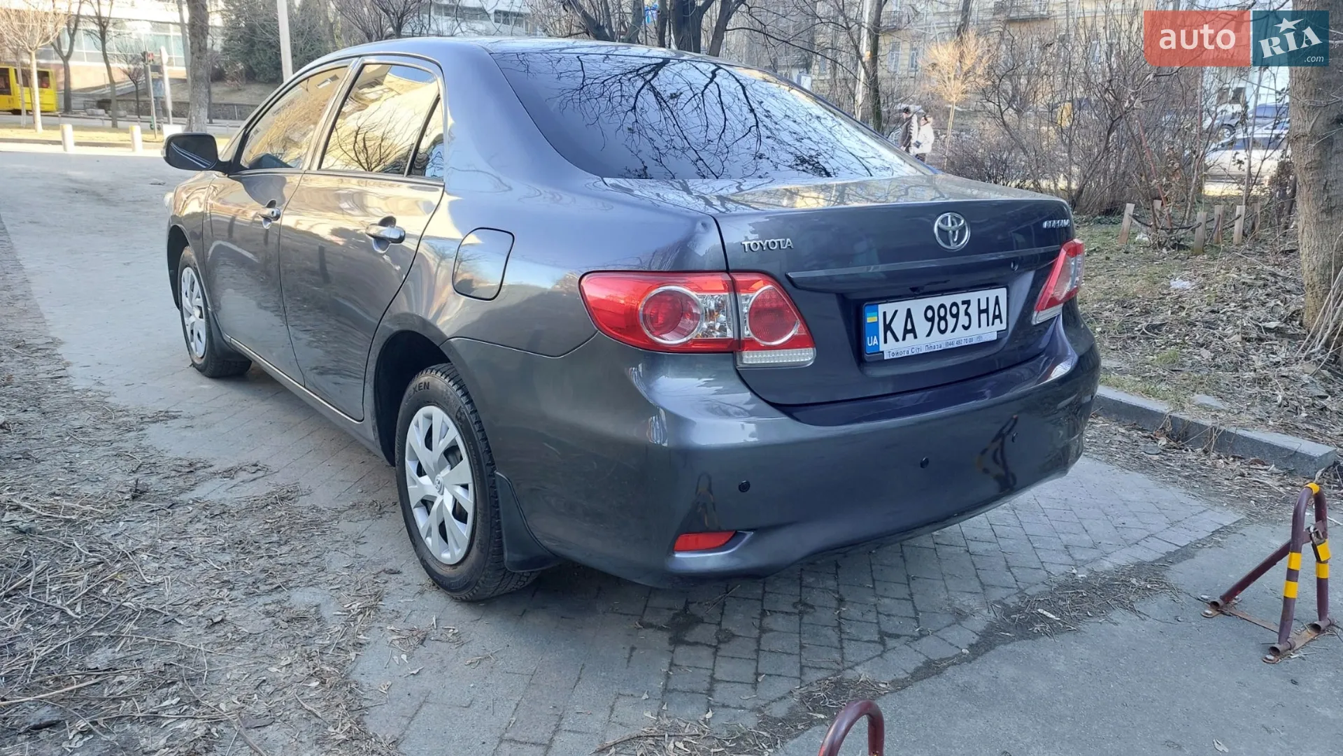 2012 Toyota Corolla - мініатюра 8