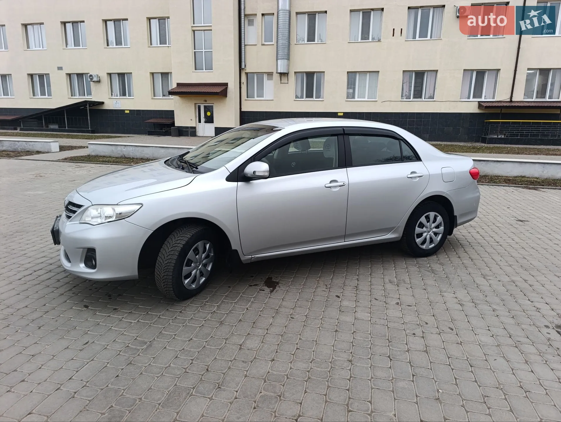 2010 Toyota Corolla - фото 1
