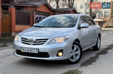 Седан Toyota Corolla 2012 в Харькове
