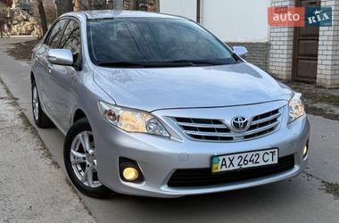 Седан Toyota Corolla 2012 в Харкові