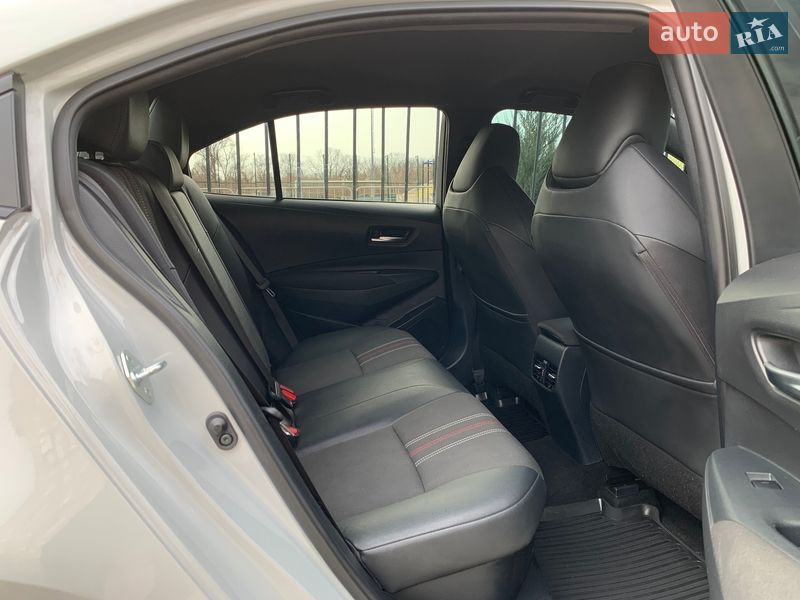 Седан Toyota Corolla 2021 в Кривом Роге