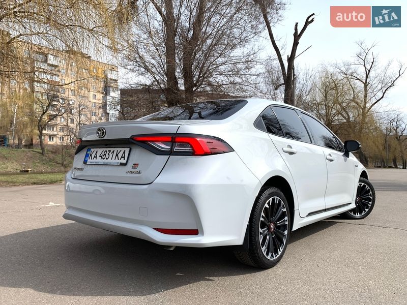Седан Toyota Corolla 2021 в Кривом Роге