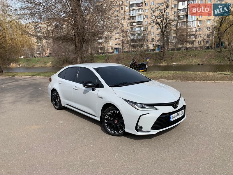 Седан Toyota Corolla 2021 в Кривом Роге