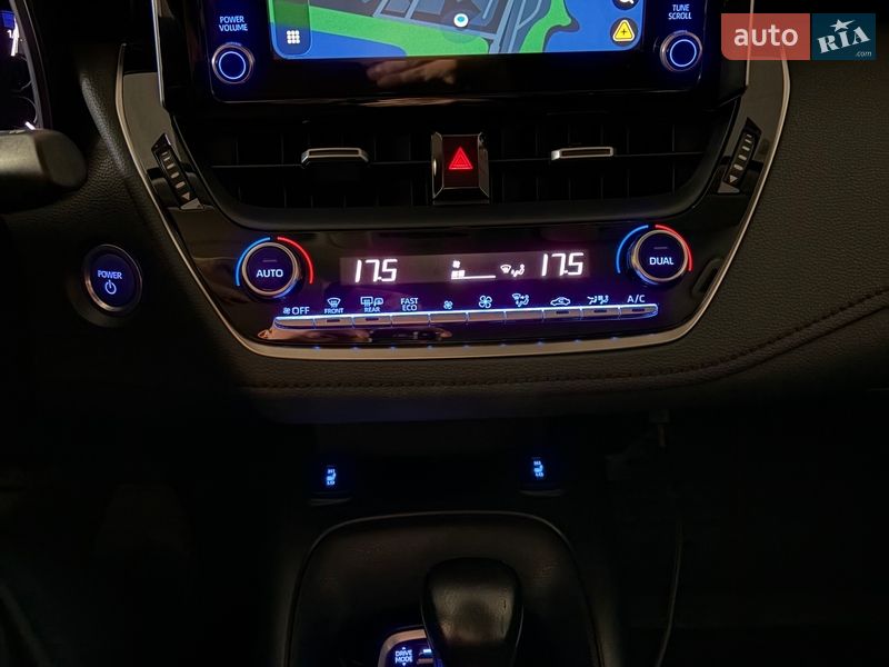 Седан Toyota Corolla 2021 в Києві