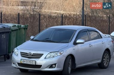 Седан Toyota Corolla 2008 в Днепре