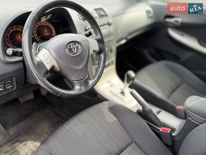 Седан Toyota Corolla 2007 в Киеве фото 7 Седан Toyota Corolla 2007 в Киеве