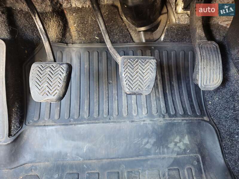 Седан Toyota Corolla 2012 в Кременчуге