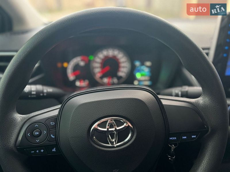 Седан Toyota Corolla 2019 в Дніпрі