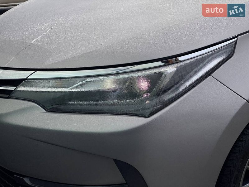 Седан Toyota Corolla 2017 в Киеве фото 20 Седан Toyota Corolla 2017 в Киеве