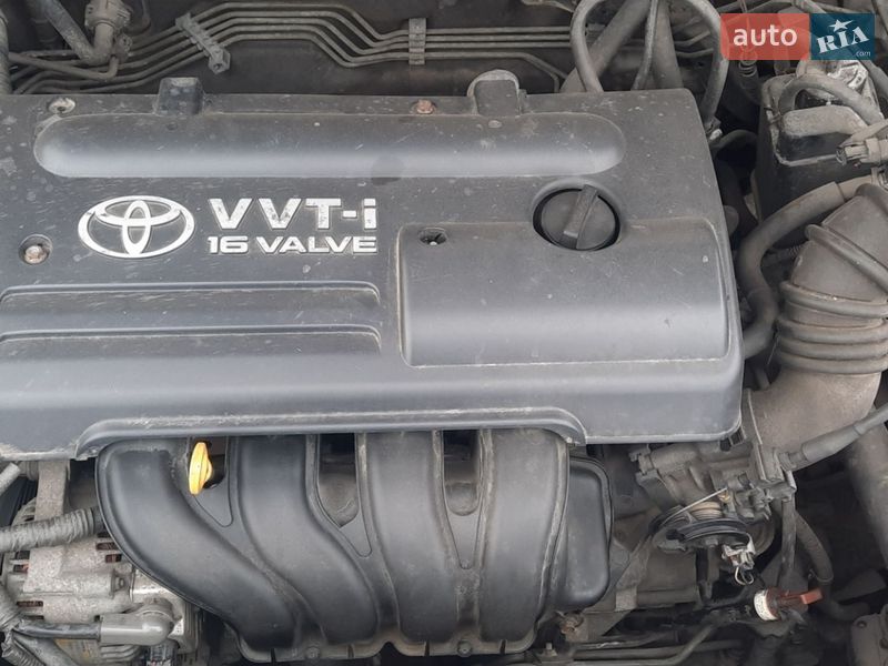 Хетчбек Toyota Corolla 2004 в Бучі