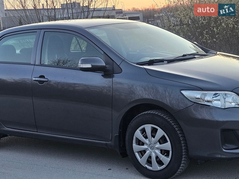 Седан Toyota Corolla 2011 в Коломиї фото 12 Седан Toyota Corolla 2011 в Коломиї