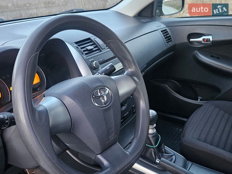 Седан Toyota Corolla 2011 в Коломиї фото 18 Седан Toyota Corolla 2011 в Коломиї