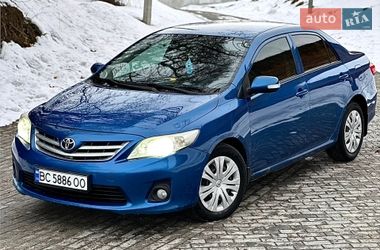 Седан Toyota Corolla 2012 в Тернополе