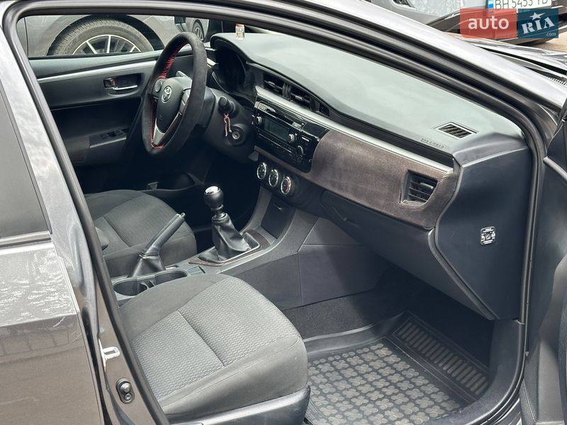 Седан Toyota Corolla 2014 в Одессе фото 34 Седан Toyota Corolla 2014 в Одессе
