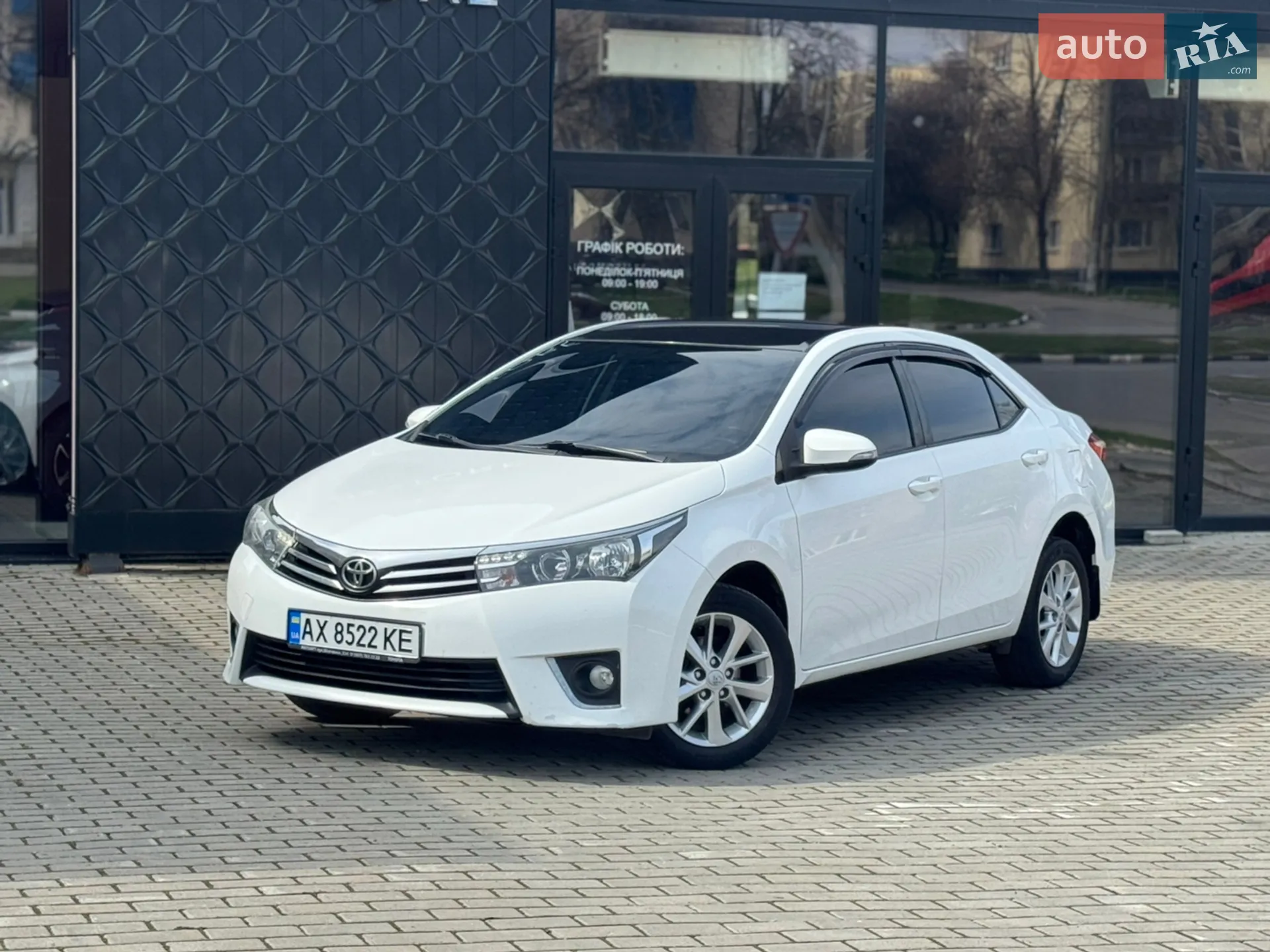 2014 Toyota Corolla - фото 1
