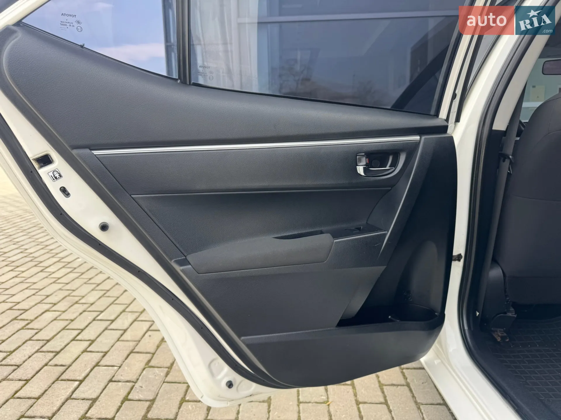 2014 Toyota Corolla - мініатюра 29