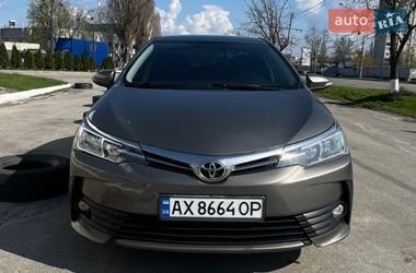 Седан Toyota Corolla 2017 в Харькове