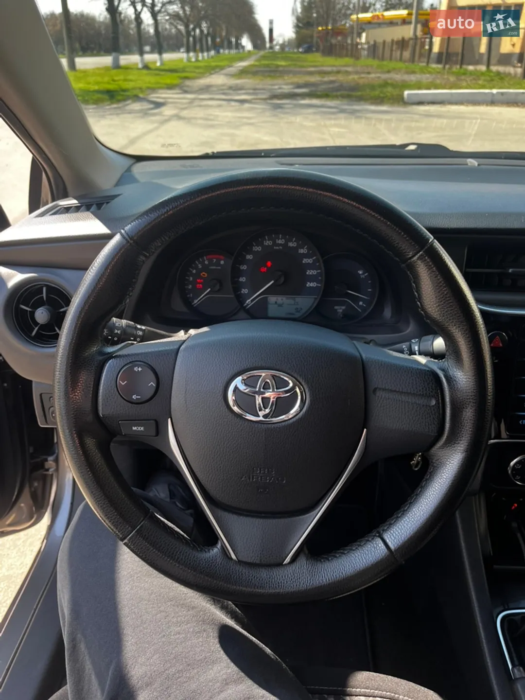 2017 Toyota Corolla - мініатюра 15