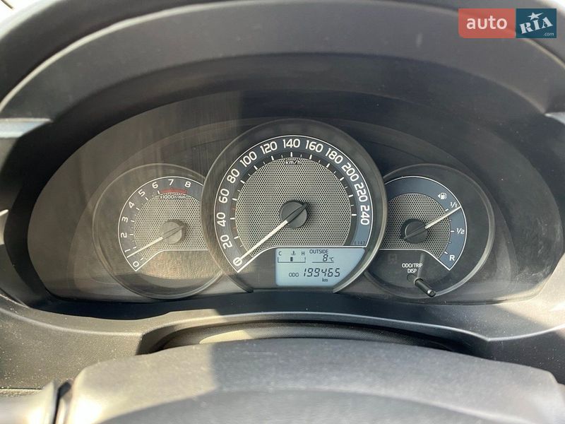 Седан Toyota Corolla 2013 в Харькове фото 10 Седан Toyota Corolla 2013 в Харькове