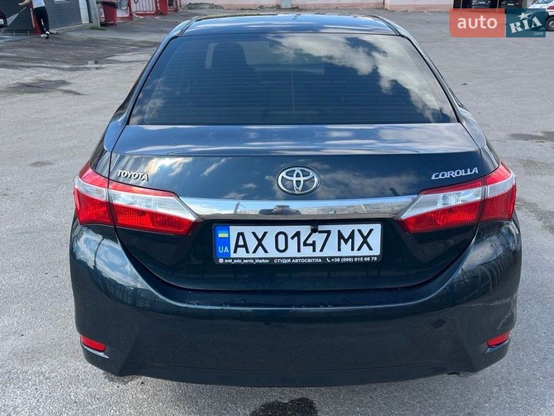 Седан Toyota Corolla 2013 в Харькове фото 3 Седан Toyota Corolla 2013 в Харькове