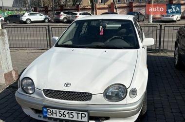 Седан Toyota Corolla 1997 в Одессе