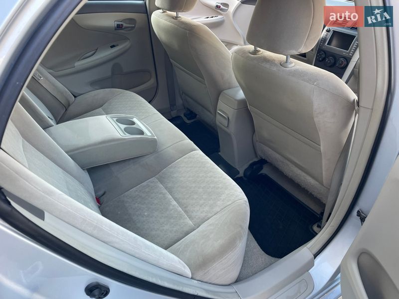 Седан Toyota Corolla 2008 в Киеве