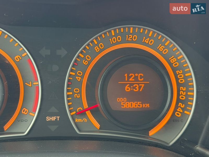 Седан Toyota Corolla 2009 в Днепре