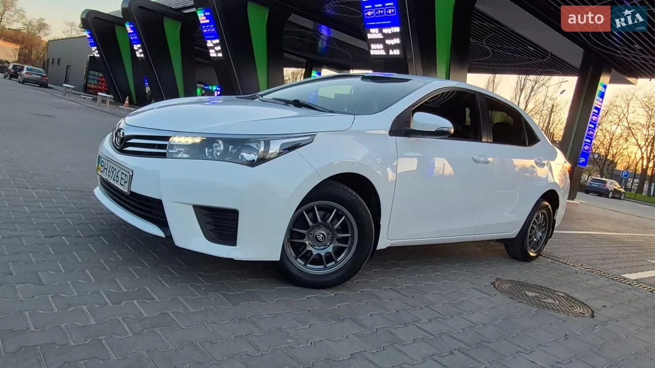 2013 Toyota Corolla - мініатюра 7