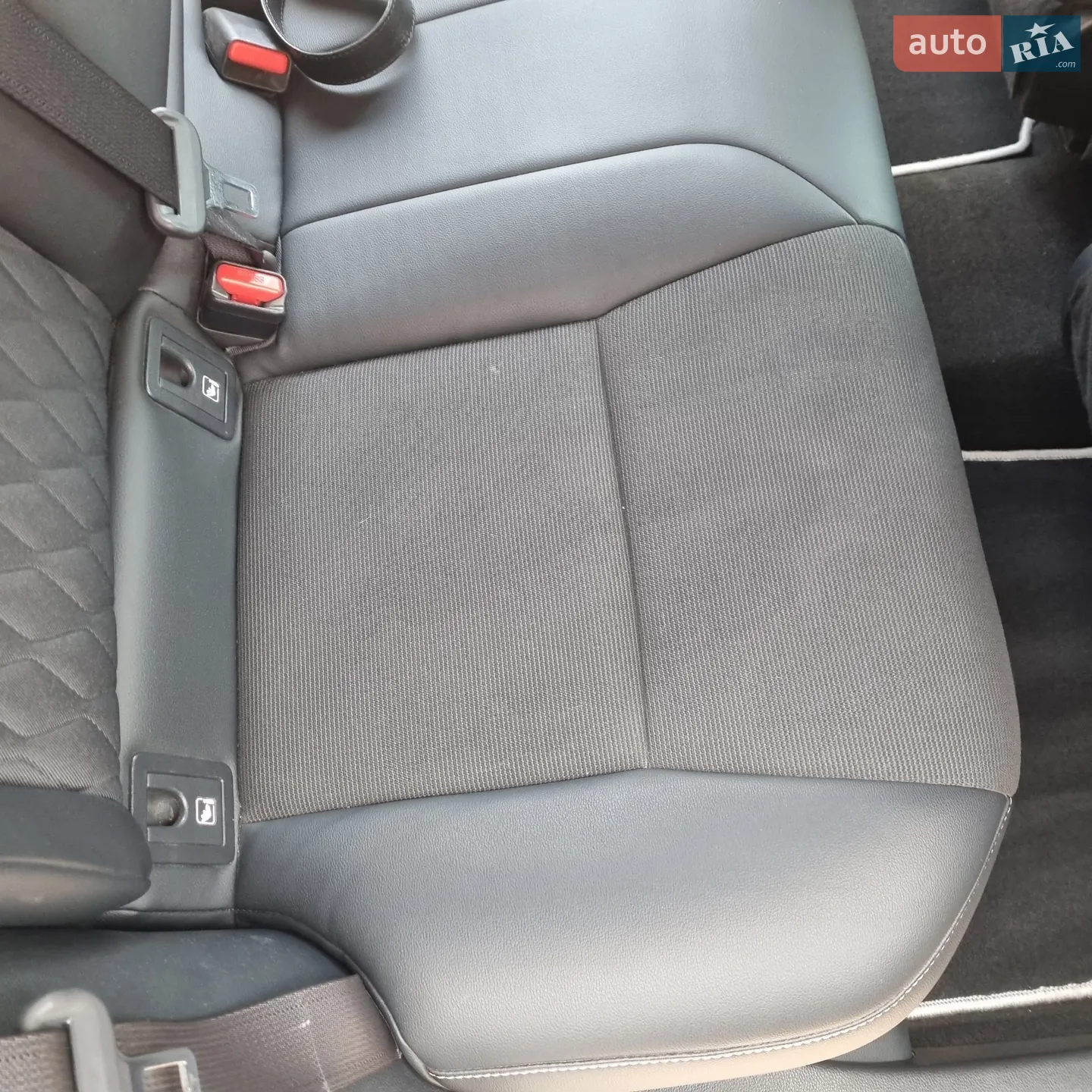 2019 Toyota Corolla - мініатюра 18