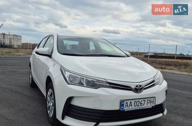 Седан Toyota Corolla 2016 в Софиевской Борщаговке