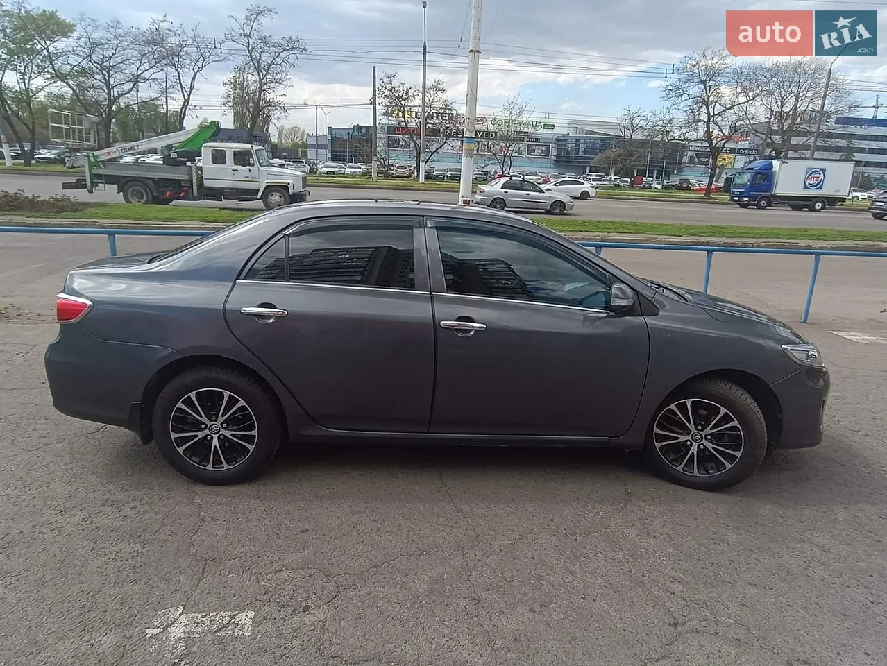 2010 Toyota Corolla - мініатюра 11