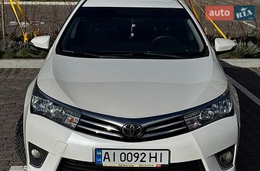 Седан Toyota Corolla 2014 в Києві
