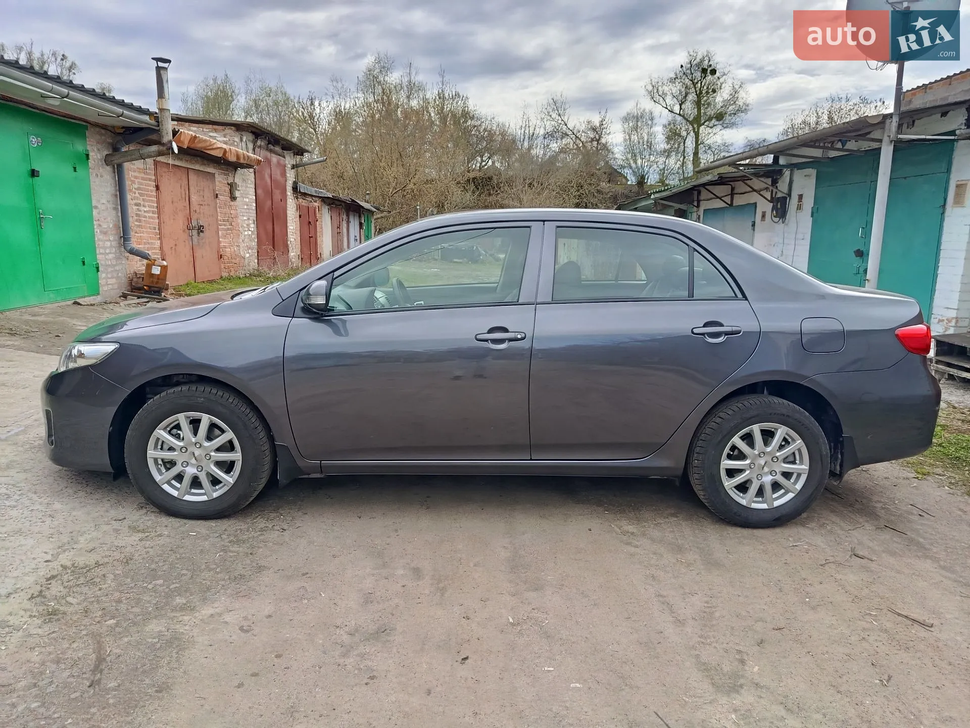 2011 Toyota Corolla - мініатюра 9