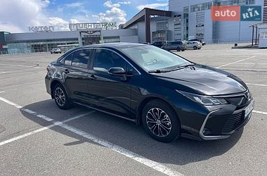 Седан Toyota Corolla 2020 в Киеве