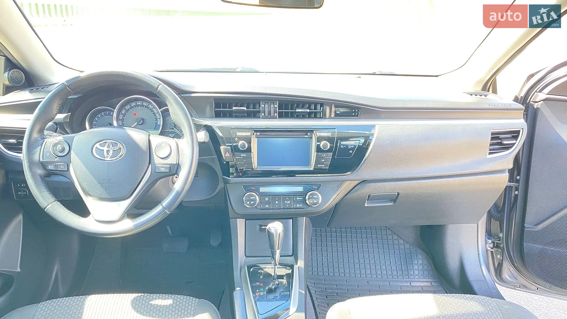 2013 Toyota Corolla - мініатюра 14