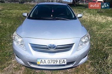 Седан Toyota Corolla 2007 в Києві