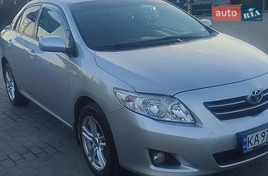 Седан Toyota Corolla 2008 в Киеве