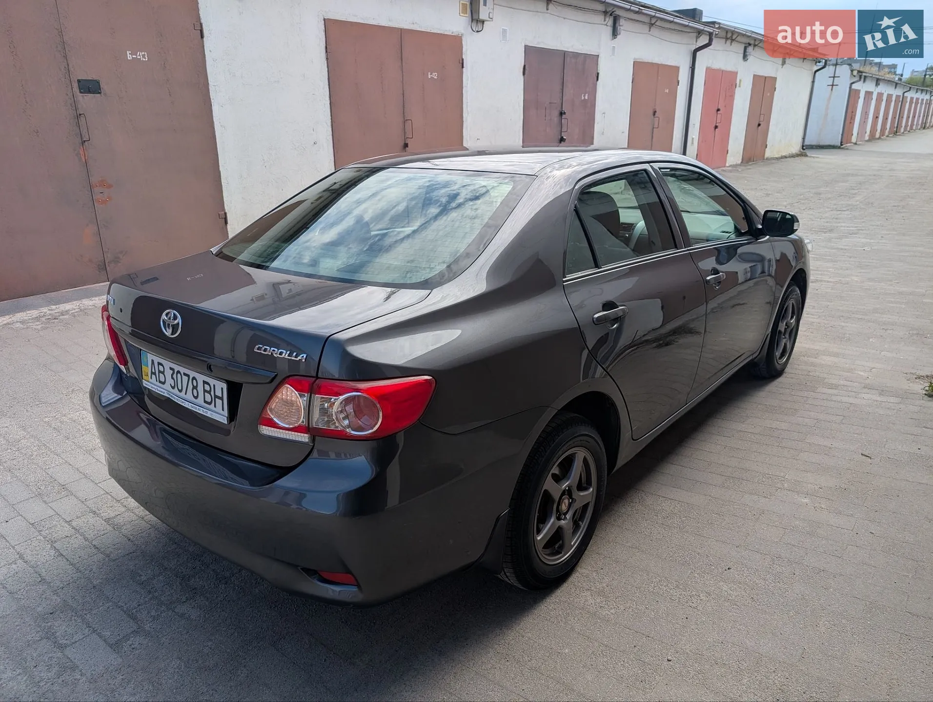 2010 Toyota Corolla - мініатюра 21