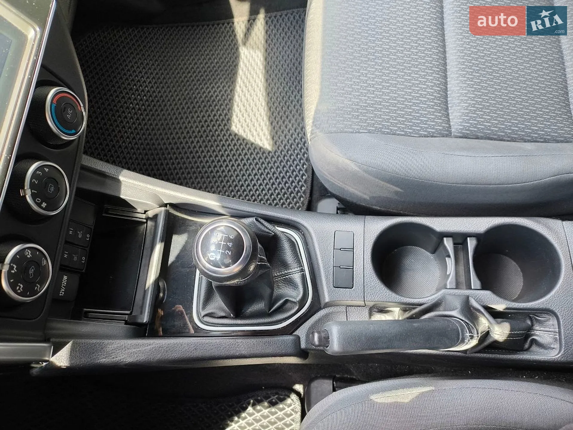 2016 Toyota Corolla - мініатюра 26