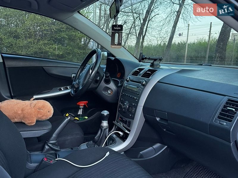 Седан Toyota Corolla 2008 в Харькове