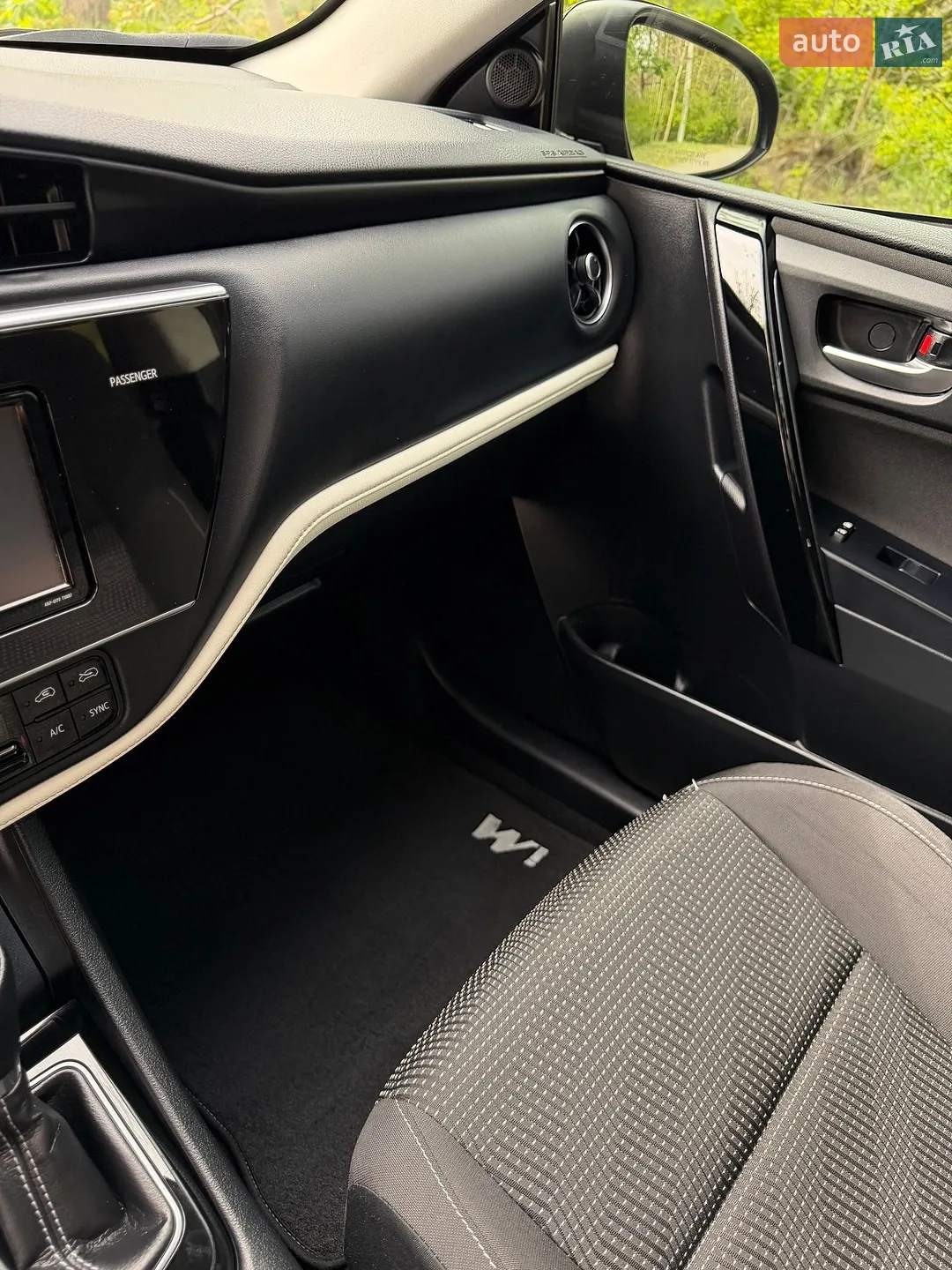 2017 Toyota Corolla - мініатюра 4